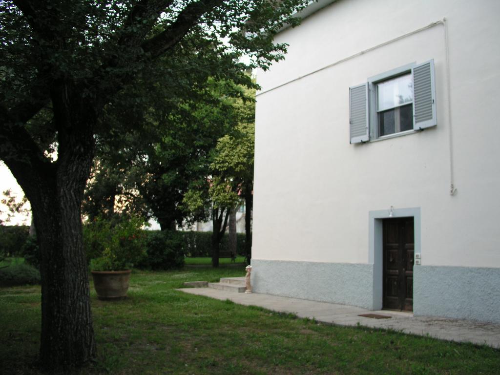 Villa Borgo Iris Pietraia Exterior foto